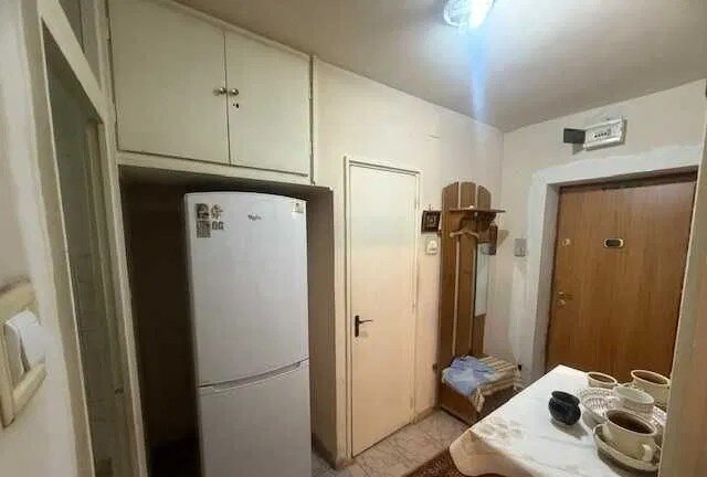 Lacul Tei x Teiul Doamnei, 5 min. Facultatea de constructii si Parcul Tei.